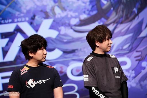 画像ギャラリー No.051のサムネイル画像 / ウメハラ選手，MenaRD選手など「ストリートファイター6」のトップ選手がオフラインで激突。「FAVCUP 2023」を200枚超の写真で振り返る