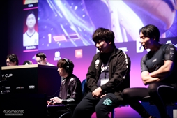 画像ギャラリー No.149のサムネイル画像 / ウメハラ選手，MenaRD選手など「ストリートファイター6」のトップ選手がオフラインで激突。「FAVCUP 2023」を200枚超の写真で振り返る