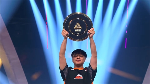 画像ギャラリー No.003のサムネイル画像 / 「Esports World Cup 2025」のスト6部門優勝はXiaohai（シャオハイ）選手。昨年のEsports World Cup覇者が連覇という偉業を成し遂げる