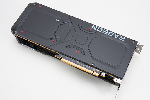 画像ギャラリー No.013のサムネイル画像 / RDNA 3世代のミドルハイGPU「Radeon RX 7800 XT」＆「Radeon RX 7700 XT」の実力を探る。RX 7700 XTのコスパは良好だ