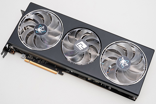 画像ギャラリー No.007のサムネイル画像 / Radeonの新ミドルハイGPU「Radeon RX 7900 GRE」レビュー。RX 7900 XTやGeForce 4070 SUPERとの性能差は？