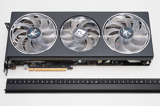 画像ギャラリー No.010のサムネイル画像 / Radeonの新ミドルハイGPU「Radeon RX 7900 GRE」レビュー。RX 7900 XTやGeForce 4070 SUPERとの性能差は？