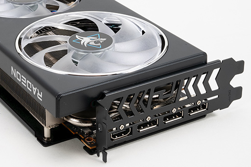 画像ギャラリー No.012のサムネイル画像 / Radeonの新ミドルハイGPU「Radeon RX 7900 GRE」レビュー。RX 7900 XTやGeForce 4070 SUPERとの性能差は？
