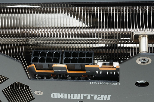 画像ギャラリー No.017のサムネイル画像 / Radeonの新ミドルハイGPU「Radeon RX 7900 GRE」レビュー。RX 7900 XTやGeForce 4070 SUPERとの性能差は？