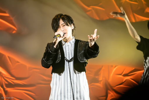 画像ギャラリー No.008のサムネイル画像 / アニメ化も発表に。「華Doll*-Behind The Frame-Anthos* Stage Event 2023」では，お揃いの衣装を着たキャストがライブと朗読劇を披露