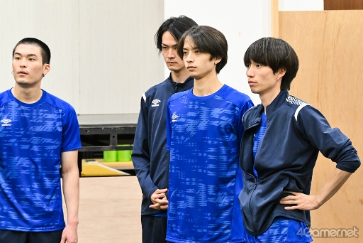 画像ギャラリー No.010のサムネイル画像 / 「舞台『ブルーロック』」は5月4日に開幕。“史上最もイカれたサッカー漫画”の舞台版はいかに。公開稽古&合同取材レポート