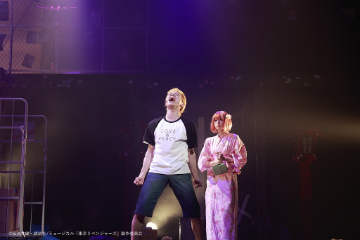 画像ギャラリー No.012のサムネイル画像 / ミュージカル「東京リベンジャーズ」ゲネプロ公演レポート。後悔も決意もミュージカルにのせて，タケミチの新たなリベンジが始まる