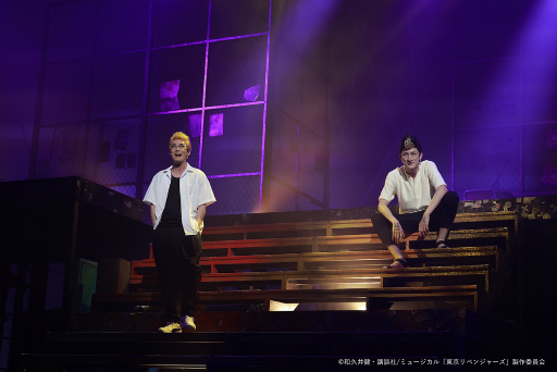 画像ギャラリー No.018のサムネイル画像 / ミュージカル「東京リベンジャーズ」ゲネプロ公演レポート。後悔も決意もミュージカルにのせて，タケミチの新たなリベンジが始まる