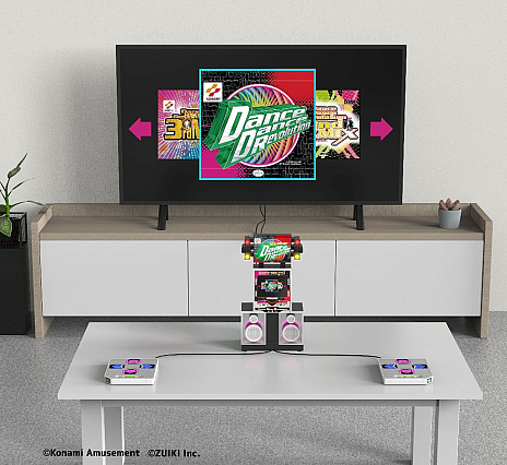 画像ギャラリー No.013のサムネイル画像 / やっぱり初代「DanceDanceRevolution」のミニだ！ 瑞起の新製品は初期楽曲をメインに収録し，コナステ用コントローラも使える1/5のDDR筐体