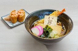 画像ギャラリー No.015のサムネイル画像 / ホロライブの白上フブキさん，百鬼あやめさん，大神ミオさんと日本庭園を背景に記念撮影も楽しめる。「豊島園 庭の湯」コラボを12月3日から開催