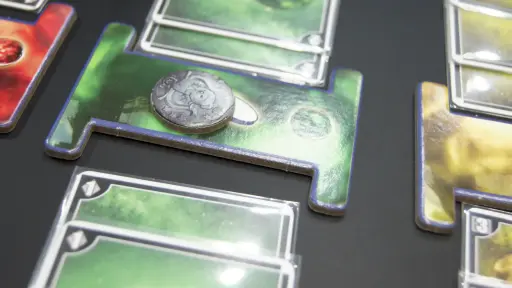 画像ギャラリー No.010のサムネイル画像 / FFVIIリメイクがベースの新作ボドゲ「マテリアハンター」，先行プレイレポート。“競り”をベースにキャラクターを表現したメカニクスに注目