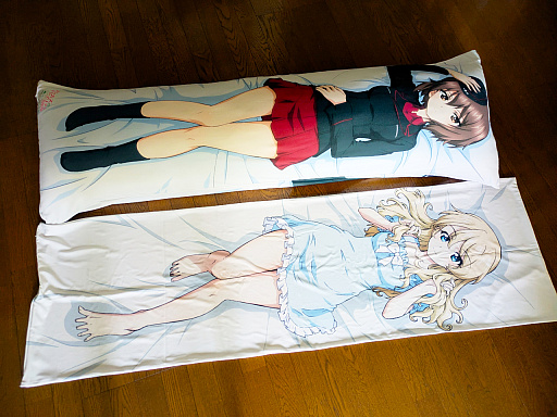 画像ギャラリー No.017のサムネイル画像 / 抱き枕（カバー）は質のいい睡眠にもつながる？　「VVプリズム」に登場する“ななみ”のものを購入してみた（「買い物Surfer」第26回）