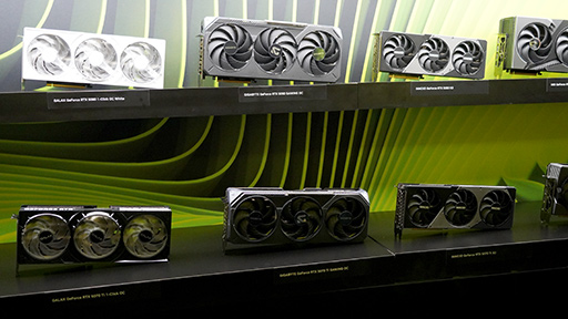 画像ギャラリー No.003のサムネイル画像 / 「GeForce RTX 5090」のダイサイズは約768平方mm？ 搭載カードが多数披露されたNVIDIAブースをチェック