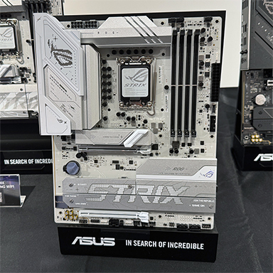 画像ギャラリー No.008のサムネイル画像 / GeForce RTX 5090搭載カードなど，ASUS製最新PCパーツが秋葉原で一挙に展示。2月1日には一般向けイベントを開催
