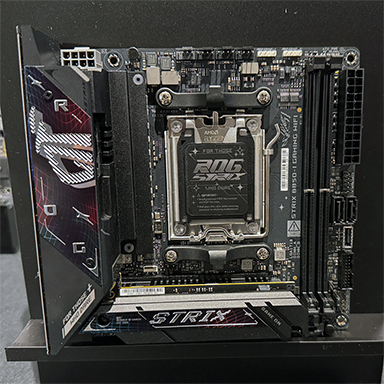 画像ギャラリー No.014のサムネイル画像 / GeForce RTX 5090搭載カードなど，ASUS製最新PCパーツが秋葉原で一挙に展示。2月1日には一般向けイベントを開催