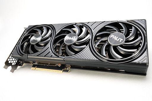 画像ギャラリー No.002のサムネイル画像 / 待望のミドルクラス市場向けRTX 50シリーズが登場！ 「GeForce RTX 5060 Ti」の性能をゲームで検証してみた