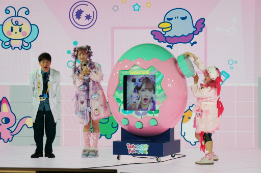 画像ギャラリー No.007のサムネイル画像 / たまごっちシリーズ最新作「Tamagotchi Paradise」は，お世話の視点を切り替えられる“ズーム機能”を搭載。開発背景などが語られた発表会をレポート