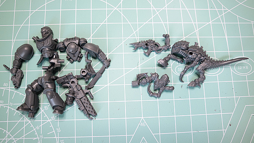 画像ギャラリー No.030のサムネイル画像 / そろそろ始めたい「Warhammer 40,000」（前編）。作って，塗って，戦える“大人のミニチュアホビー”はロマンの底なし沼だった！【PR】