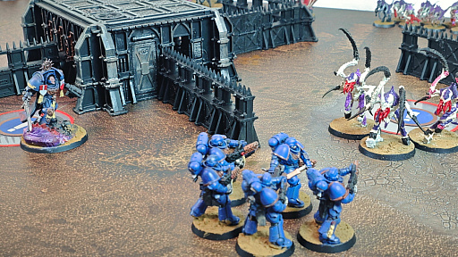 画像ギャラリー No.008のサムネイル画像 / そろそろ遊びたい「Warhammer 40,000」（後編）。面白いけど難しいと噂の対戦に挑戦してみたら，ミニチュアゲームの深みにハマってしまった話【PR】