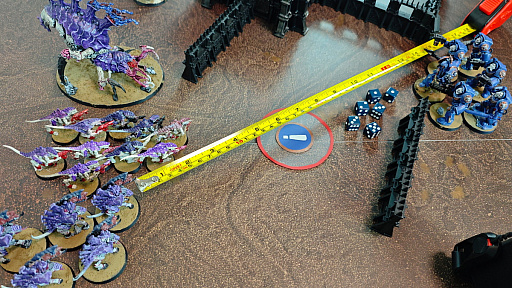 画像ギャラリー No.009のサムネイル画像 / そろそろ遊びたい「Warhammer 40,000」（後編）。面白いけど難しいと噂の対戦に挑戦してみたら，ミニチュアゲームの深みにハマってしまった話【PR】