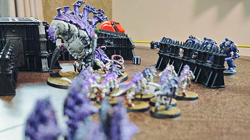 画像ギャラリー No.013のサムネイル画像 / そろそろ遊びたい「Warhammer 40,000」（後編）。面白いけど難しいと噂の対戦に挑戦してみたら，ミニチュアゲームの深みにハマってしまった話【PR】
