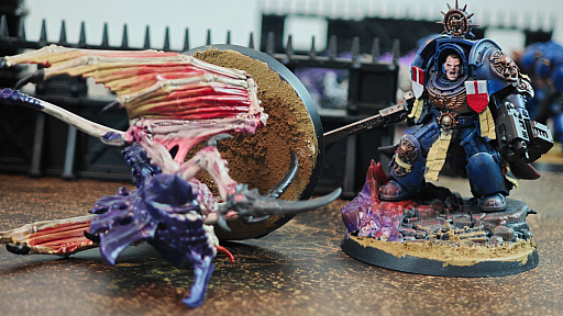 画像ギャラリー No.019のサムネイル画像 / そろそろ遊びたい「Warhammer 40,000」（後編）。面白いけど難しいと噂の対戦に挑戦してみたら，ミニチュアゲームの深みにハマってしまった話【PR】