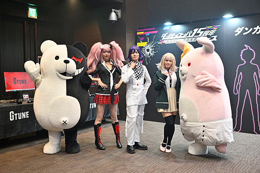 画像ギャラリー No.036のサムネイル画像 / 「ダンガンロンパ15周年フェス」会場レポート。「スーパーダンガンロンパ２×２」の最新情報公開。完全新作シナリオはオリジナル版を超えるボリュームに