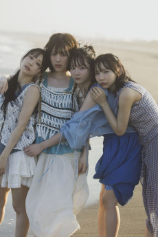画像ギャラリー No.003のサムネイル画像 / 第四境界の新作は，架空のアイドルグループの写真集。日常侵蝕型ゲーム「ノンレゾン 1st写真集〈QUINTET〉」，12月17日に全国の書店で発売
