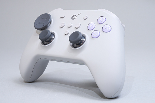 画像ギャラリー No.001のサムネイル画像 / SwitchもPCも遊ぶなら，フル対応のゲームパッドGuliKit「TT PRO Controller」「TT MAX Controller」はどうだろう？　カスタム性も高く，お手頃価格だ