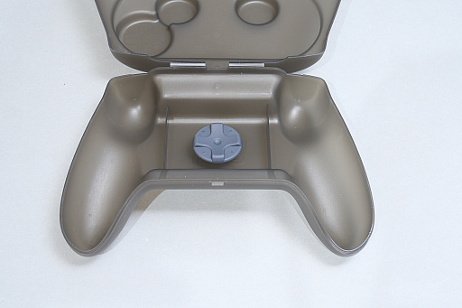 画像ギャラリー No.008のサムネイル画像 / SwitchもPCも遊ぶなら，フル対応のゲームパッドGuliKit「TT PRO Controller」「TT MAX Controller」はどうだろう？　カスタム性も高く，お手頃価格だ