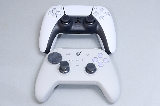画像ギャラリー No.010のサムネイル画像 / SwitchもPCも遊ぶなら，フル対応のゲームパッドGuliKit「TT PRO Controller」「TT MAX Controller」はどうだろう？　カスタム性も高く，お手頃価格だ