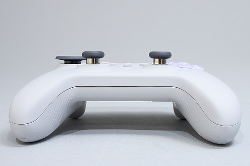 画像ギャラリー No.012のサムネイル画像 / SwitchもPCも遊ぶなら，フル対応のゲームパッドGuliKit「TT PRO Controller」「TT MAX Controller」はどうだろう？　カスタム性も高く，お手頃価格だ