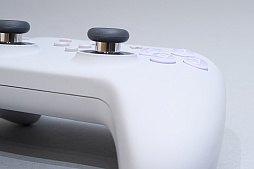 画像ギャラリー No.023のサムネイル画像 / SwitchもPCも遊ぶなら，フル対応のゲームパッドGuliKit「TT PRO Controller」「TT MAX Controller」はどうだろう？　カスタム性も高く，お手頃価格だ