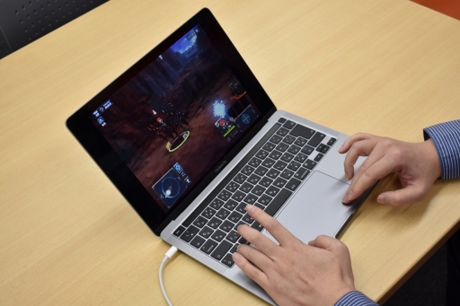 画像ギャラリー No.023のサムネイル画像 / Apple M1搭載Macはどこまでゲームが遊べる？ iPhoneやiPadアプリも動く新世代のMacがどれほどの可能性を秘めているのか確かめてみた