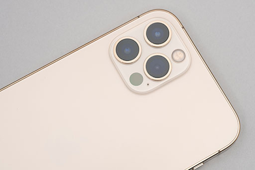 画像ギャラリー No.017のサムネイル画像 / 「iPhone 12 Pro」レビュー。4モデルからどれを選ぶ？ 決め手はディスプレイサイズとメインメモリの容量だ