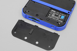 画像ギャラリー No.016のサムネイル画像 / 「Nintendo 2DS」分解レポート。立体視非対応の“廉価版3DS”，その中身は？