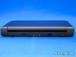 画像ギャラリー No.028のサムネイル画像 / Newニンテンドー3DS＆LLが本日発売。さっそく手に入れたのでパッケージの中身を確認