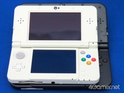 画像ギャラリー No.047のサムネイル画像 / Newニンテンドー3DS＆LLが本日発売。さっそく手に入れたのでパッケージの中身を確認