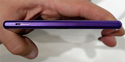 画像ギャラリー No.025のサムネイル画像 / KDDIの2014春モデルのスマートフォン＆タブレットをチェック。大画面ファブレットにコンパクトなハイスペック機と充実したラインナップ