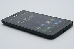 画像ギャラリー No.016のサムネイル画像 / ASUS製スマホ「ZenFone 5」ファーストインプレッション。SIMロックフリーで低価格なLTE対応スマホの実力は？