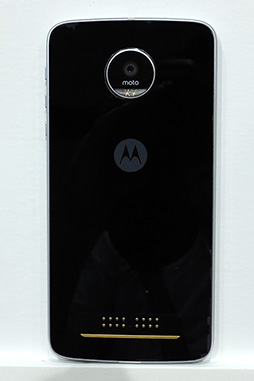 画像ギャラリー No.014のサムネイル画像 / Motorolaの新SIMフリースマホ「Moto Z」＆「Moto Z Play」をじっくりチェック。ベンチは不許可でもデレステはプレイしてきた