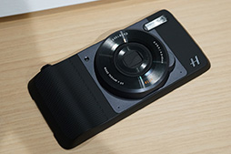 画像ギャラリー No.022のサムネイル画像 / Motorolaの新SIMフリースマホ「Moto Z」＆「Moto Z Play」をじっくりチェック。ベンチは不許可でもデレステはプレイしてきた