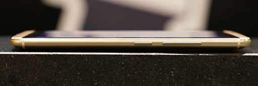 画像ギャラリー No.010のサムネイル画像 / ZTE製スマートフォン「AXON 7」テストレポート。新世代フラグシップ機は，性能と音と映像のバランスが良好な，ゲームに適した1台だ