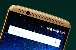 画像ギャラリー No.011のサムネイル画像 / ZTE製スマートフォン「AXON 7」テストレポート。新世代フラグシップ機は，性能と音と映像のバランスが良好な，ゲームに適した1台だ