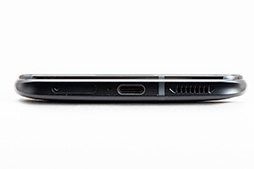 画像ギャラリー No.009のサムネイル画像 / 【PR】ゲーマー向けスマートフォン「RedMagic 6」は，2021年最強のスペックでゲームが楽しめる製品だ