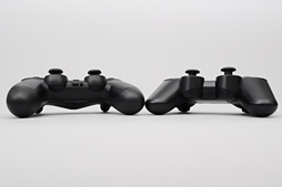 画像ギャラリー No.010のサムネイル画像 / 「PlayStation 4」分解レポート。AMDのカスタムAPUを搭載する新世代マシンは，とてもゲーム機らしいゲーム機だった