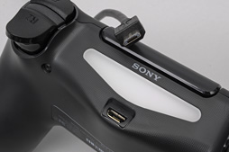 画像ギャラリー No.012のサムネイル画像 / 「PlayStation 4」分解レポート。AMDのカスタムAPUを搭載する新世代マシンは，とてもゲーム機らしいゲーム機だった