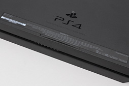 画像ギャラリー No.027のサムネイル画像 / 「PlayStation 4」分解レポート。AMDのカスタムAPUを搭載する新世代マシンは，とてもゲーム機らしいゲーム機だった