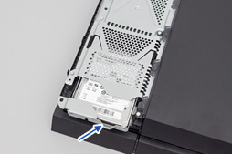 画像ギャラリー No.007のサムネイル画像 / PS4の内蔵HDD交換，完全ガイド。自己責任ながら難度は低め