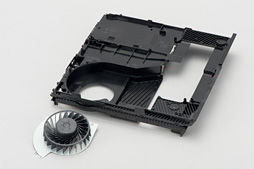画像ギャラリー No.038のサムネイル画像 / 新型PS4「CUH-1200」分解レポート。軽量化と省電力化を実現した背景には，筐体と基板のシンプル化があった